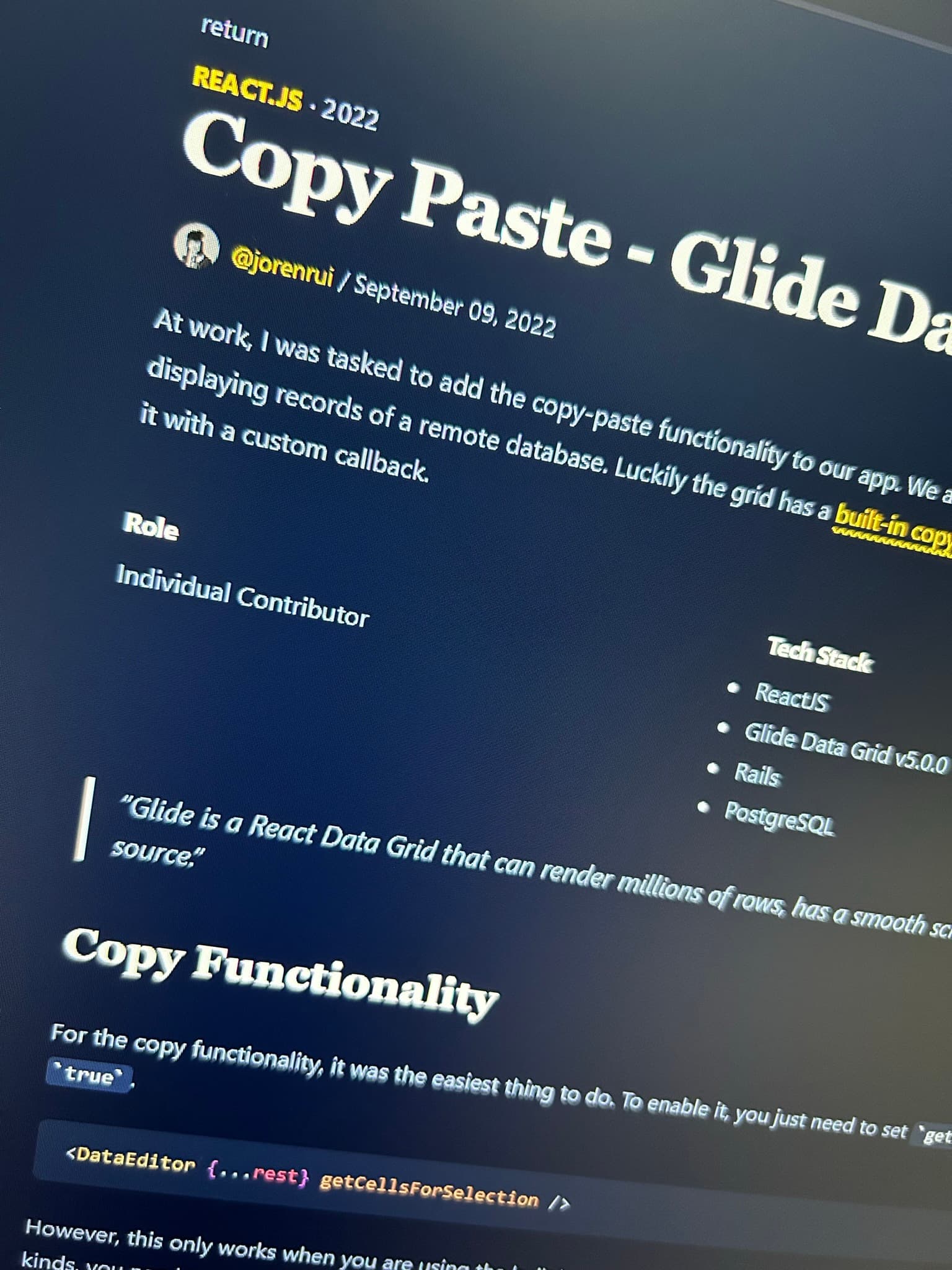 A picture of a blog post entitled "Copy Paste - Glide Data Grid" by @jorenrui / September 09, 2022.
